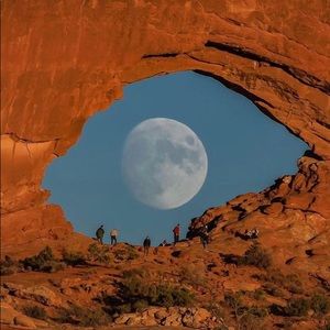 Meet your Posher, Christopher